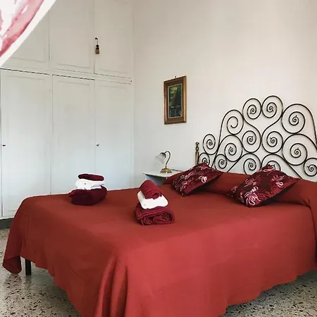 Casa Zi' Peppe Apartment Capranica Exterior photo